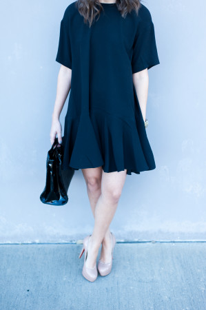 Dress Up Buttercup | Houston Fashion Blog - Dede Raad | French Connection Drop Waist Knit Dress