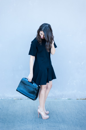 Dress Up Buttercup | Houston Fashion Blog - Dede Raad | French Connection Drop Waist Knit Dress