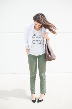 Dress Up Buttercup // A Houston-based fashion and inspiration blog developed to daily inspire your own personal style by Dede Raad | How to Dress Up A Tee to The Office