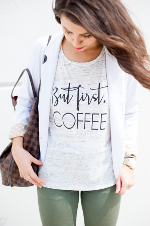 Dress Up Buttercup // A Houston-based fashion and inspiration blog developed to daily inspire your own personal style by Dede Raad | How to Dress Up A Tee to The Office