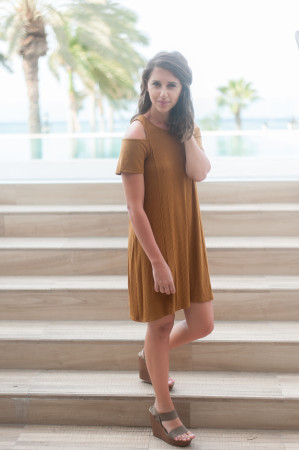 Dress Up Buttercup | Houston Fashion Blog - Dede Raad | Lush Cold Shoulder Rib Knit Shift Dress