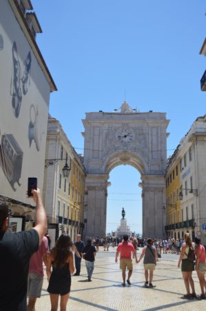 Dress Up Buttercup | Houston Fashion and Travel Blog - Dede Raad | Lisbon, Portugal Travel Guide