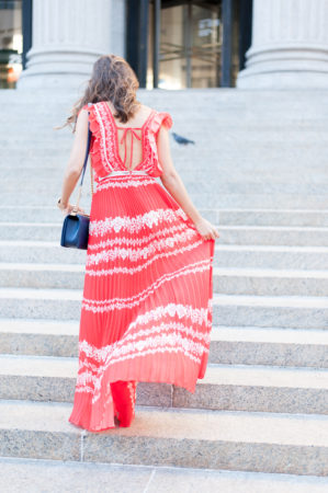 Dress Up Buttercup // A Houston-based fashion travel blog developed to daily inspire your own personal style by Dede Raad | Red Dress Party