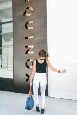 Dress Up Buttercup, Dede Raad,Fashion Blogger, Houston Blogger, Workout clothes, Equinox, White Leggings, Gym attire