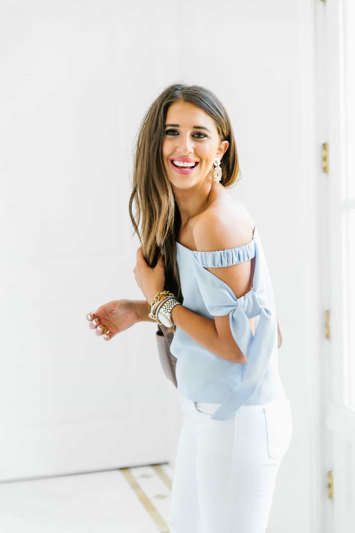 Dress Up Buttercup, Dede Raad, Fashion blogger, Houston blogger, off the shoulder top, white jeans ,