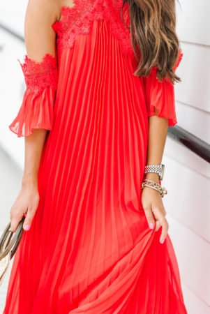 Dress Up Buttercup, Dede Raad, Houston blogger, fashion blogger, Insert red emoji dress