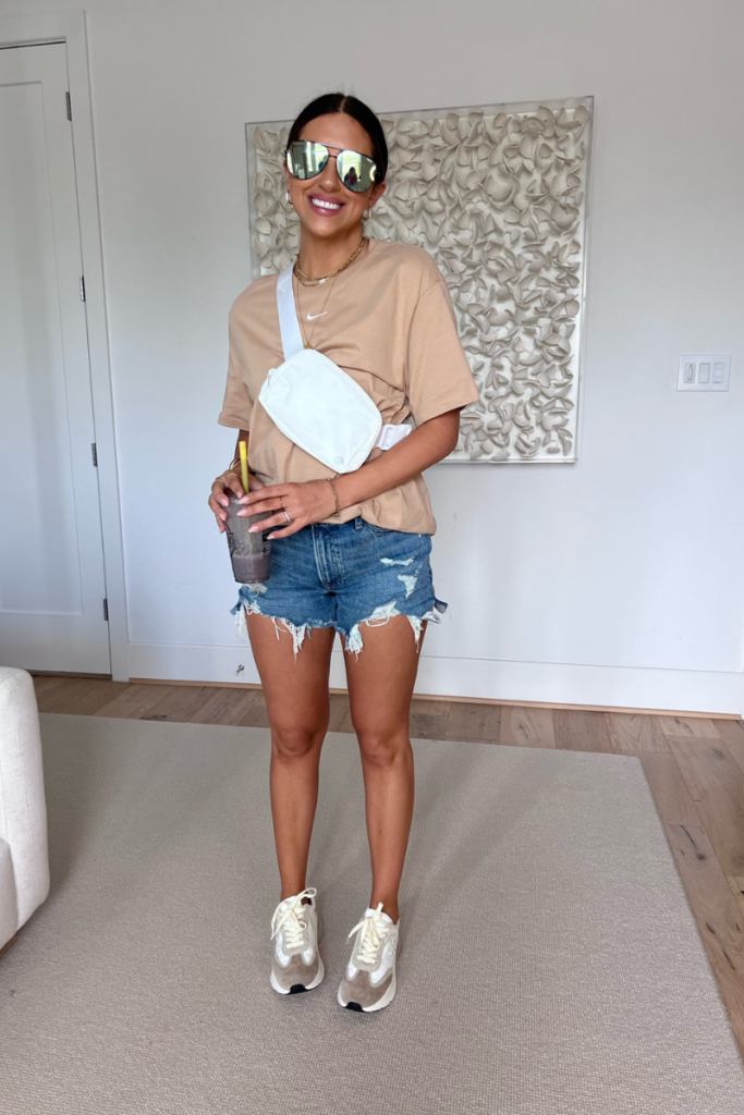 Four Ways To Style Daze's Denim High Rise Shorts — Mary's Little Way