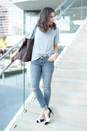 Mavi Jeans 'Serena' Distressed Stretch Skinny Jeans (Grey Ripped) June & Hudson Knot Hem Tee Monochrome