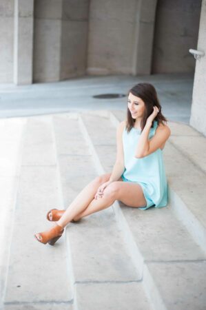 Houston Fashion Blog - Dede Raad Pantone with Thrive